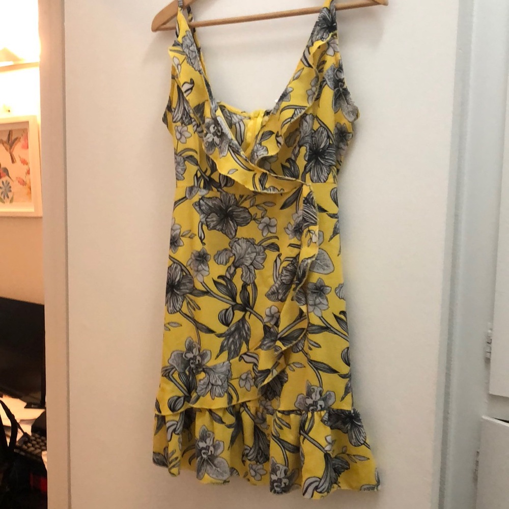 Floral Summer Dress 🟡💃🏽